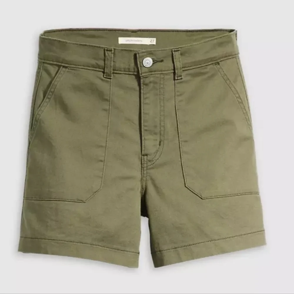 Shorts - Picture 7 of 8